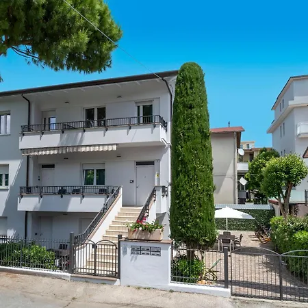 Magnani Appartamenti Misano Adriatico Exterior photo